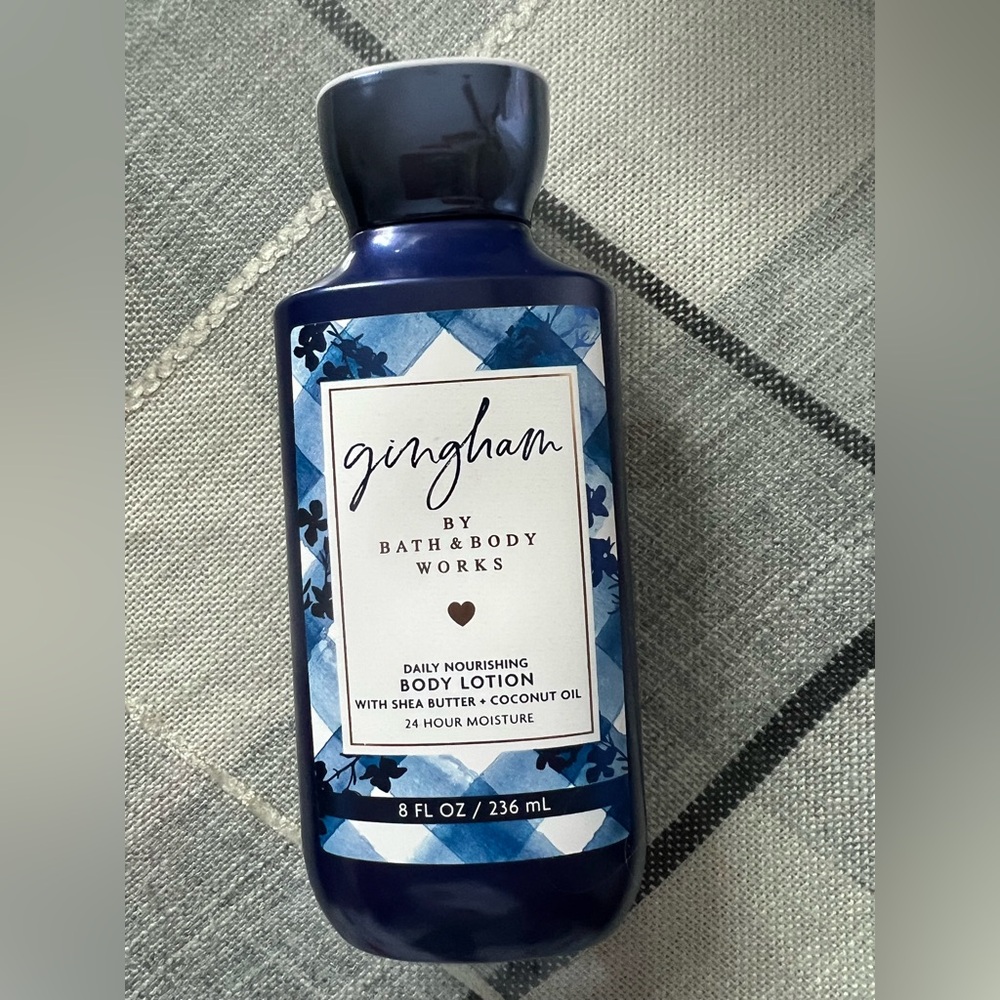Bath & Body Works Gingham Nourishing Body Lotion - Navy Blue NEW